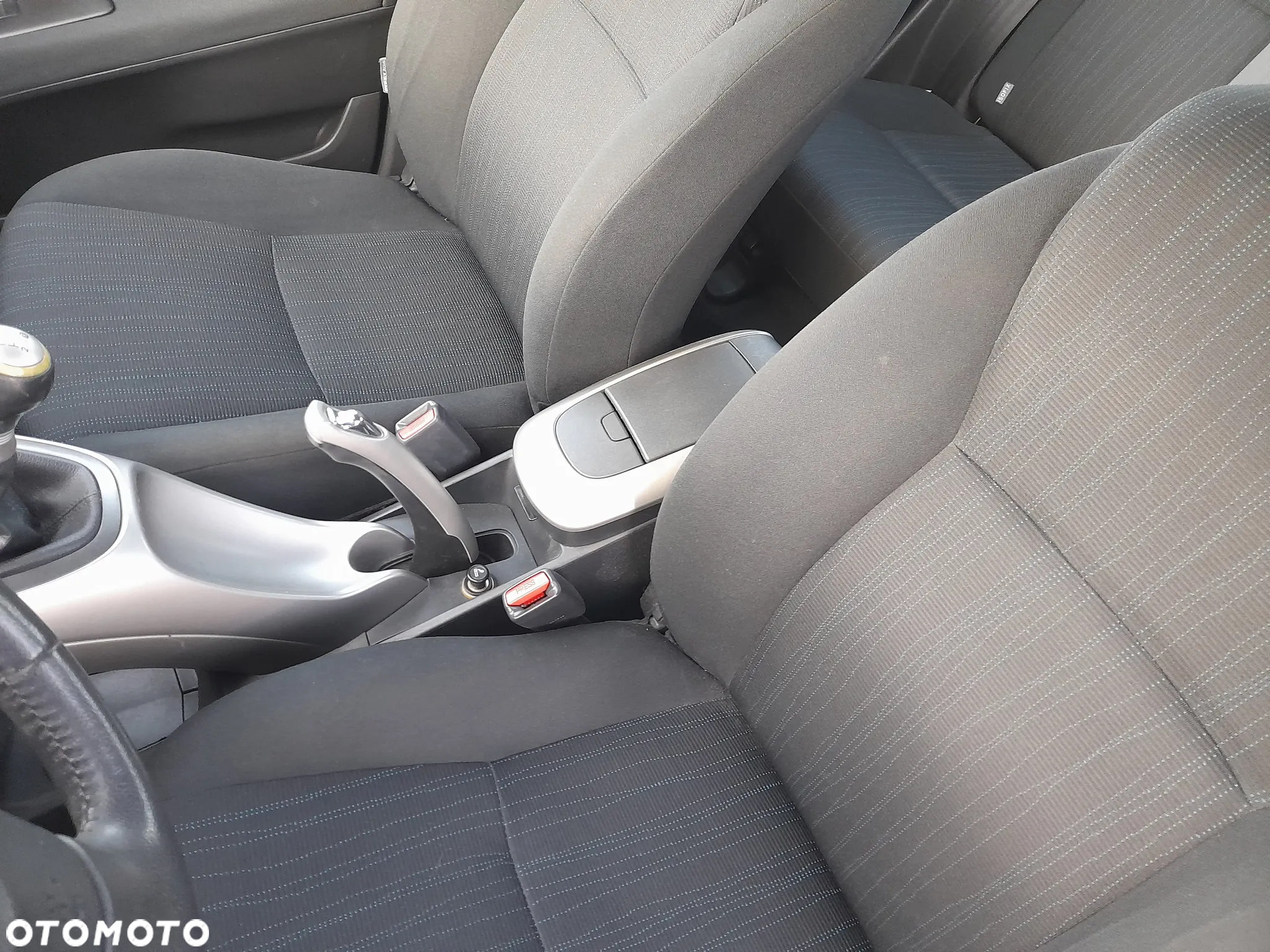 Toyota Auris 1.6 VVT-i Premium - 15