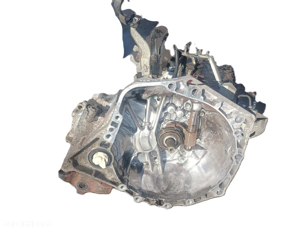 TOYOTA YARIS II 05-11 1,3 B manualna 5 biegowa skrzynia biegów 70109251 * - 1