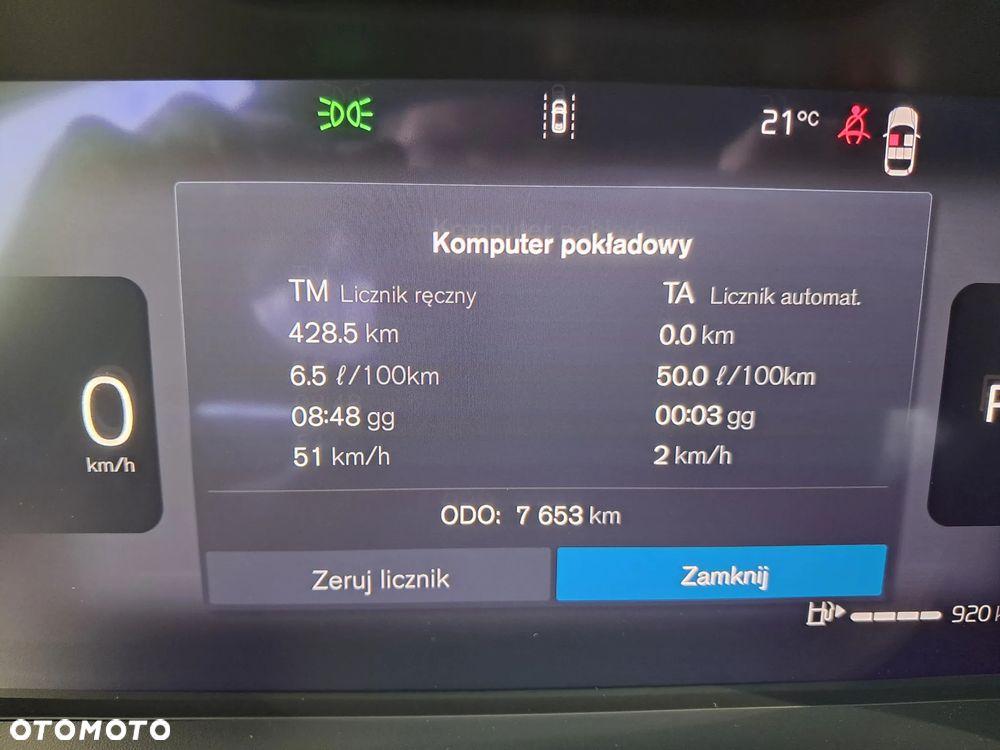 Volvo XC 40 B3 Plus Dark - 27