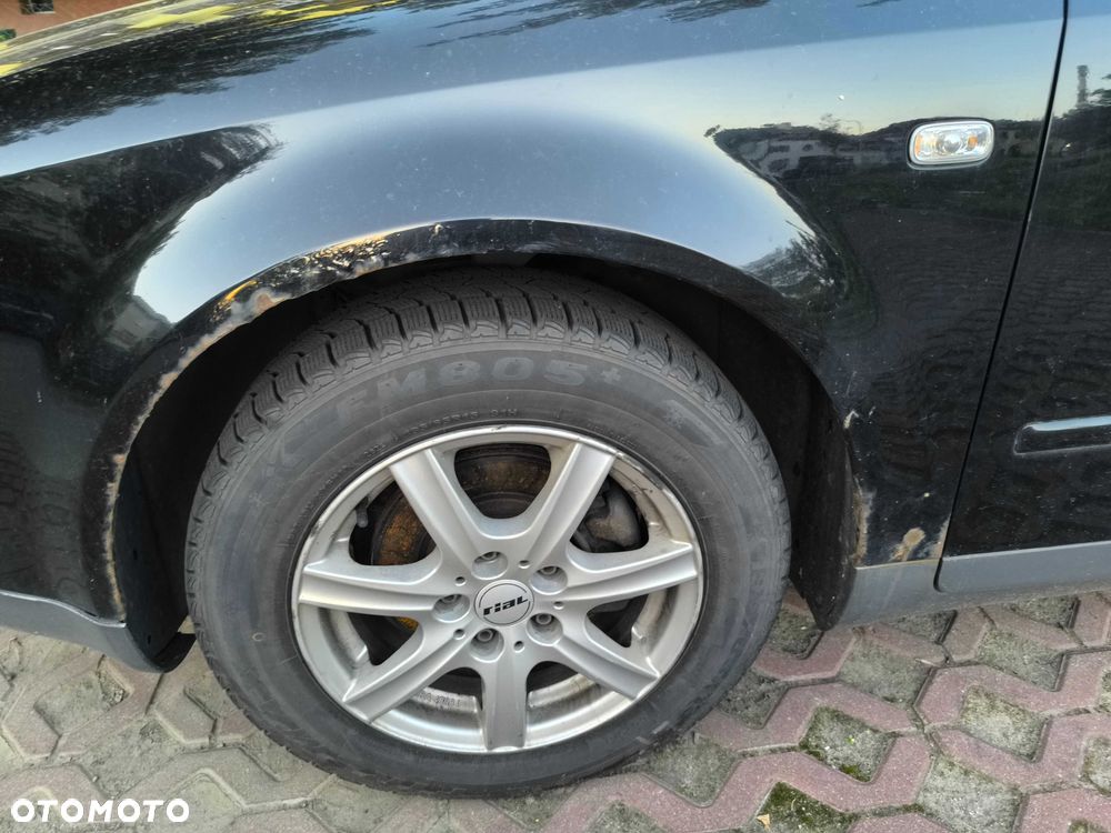 Audi A4 Limousine - 8