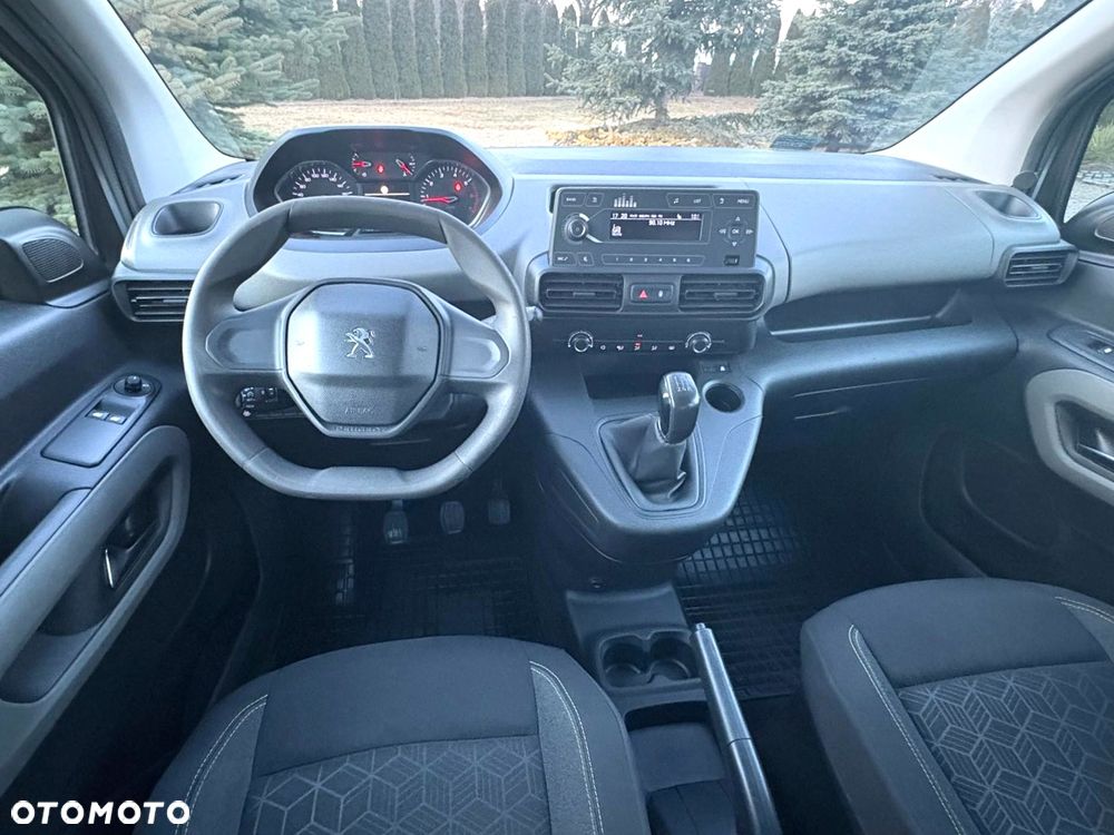 Peugeot Rifter - 18