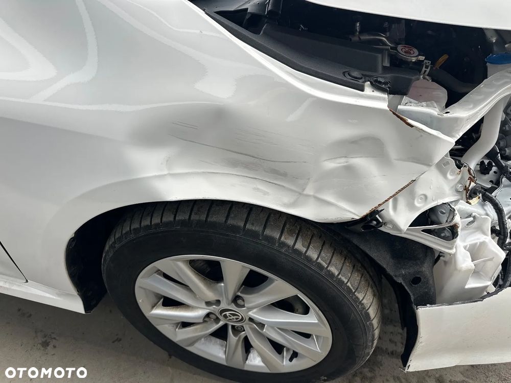 Toyota Corolla 1.8 Hybrid Comfort - 14