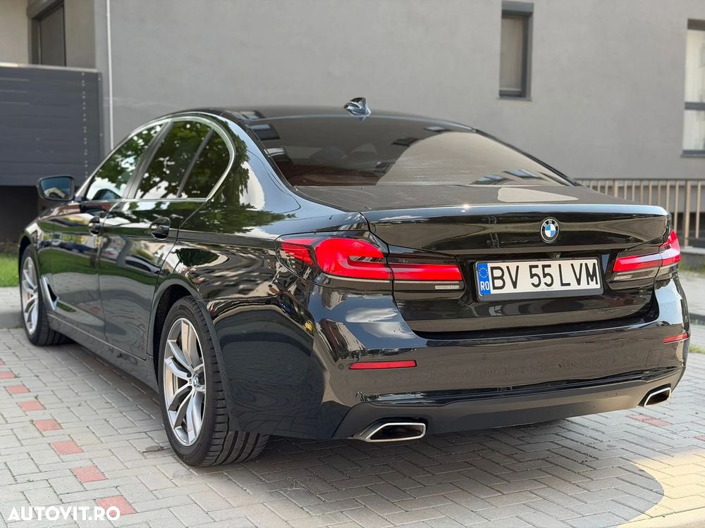 BMW Seria 5 518d Aut. Luxury Line - 14