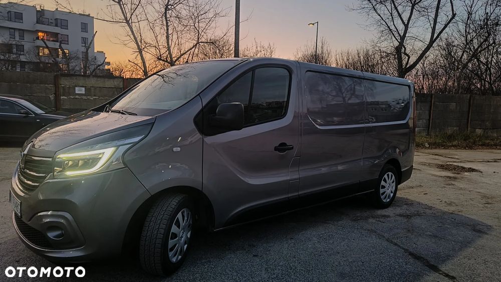 Renault Trafic - 10