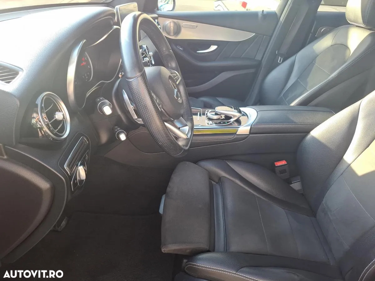 Mercedes-Benz GLC 220 d 4MATIC - 13