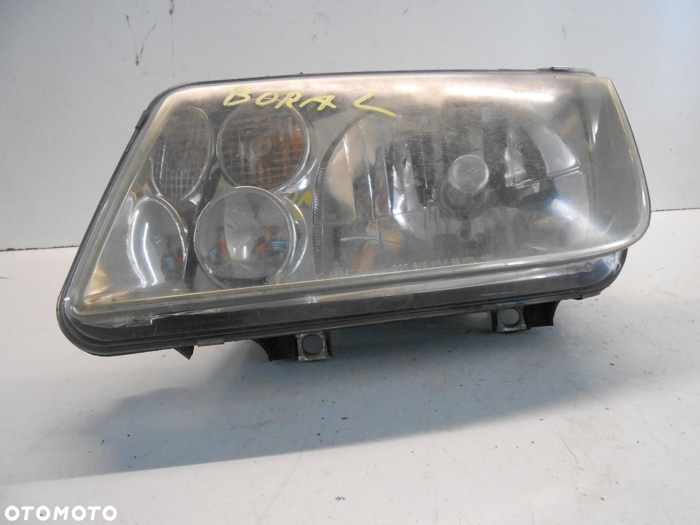 LAMPA LEWA PRZEDNIA PRZÓD VW BORA # - 2