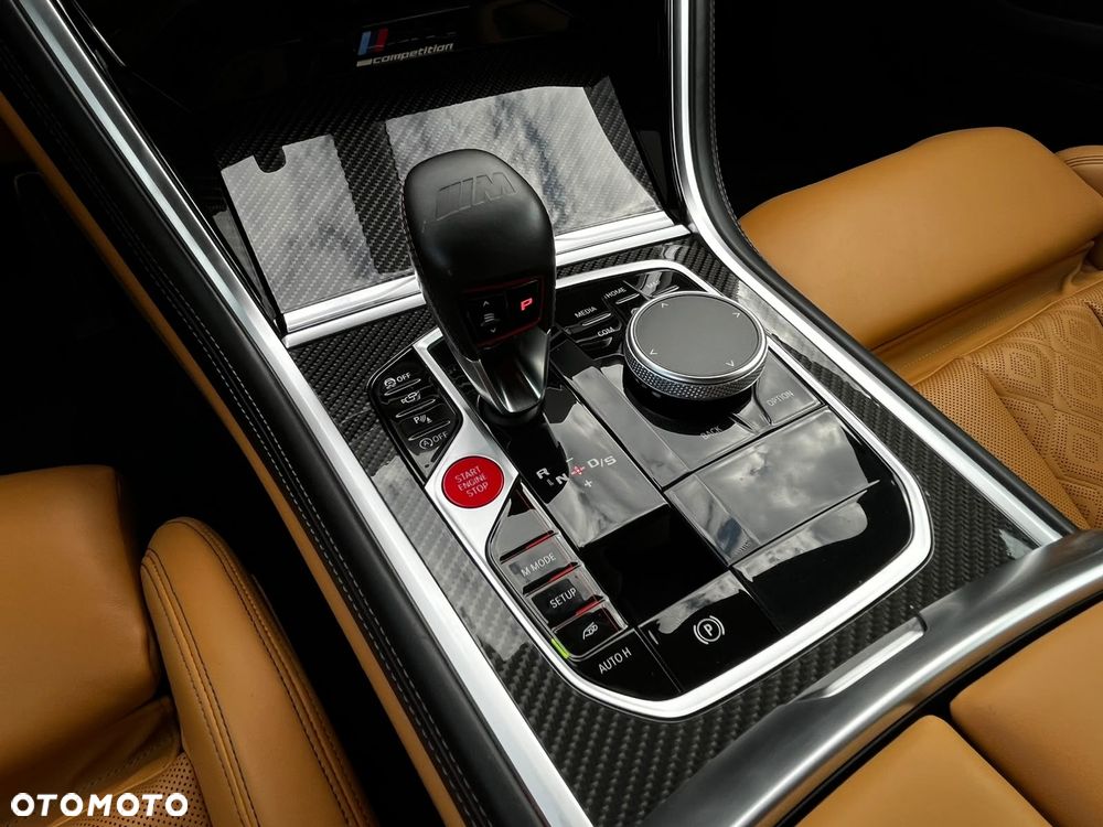 BMW M8 Competition - 36