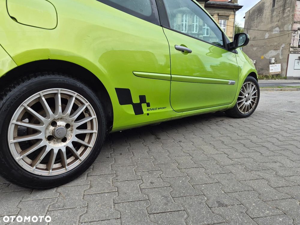 Renault Clio 1.2 16V Alize - 4
