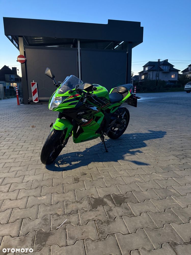 Kawasaki Ninja - 2