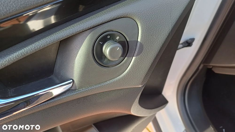 Opel Insignia 2.0 CDTI ecoFLEX Start/Stop Innovation - 11