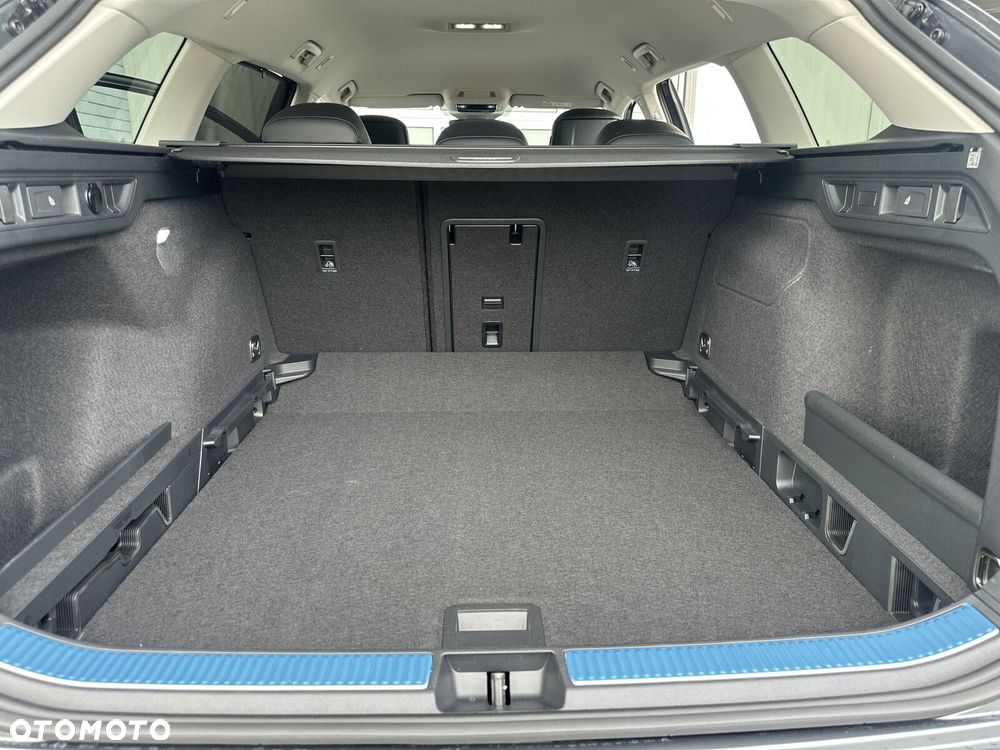 Volkswagen Passat - 9