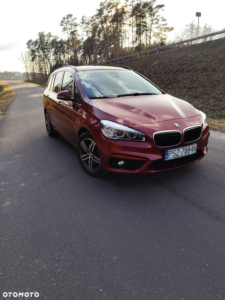 BMW Seria 2 218d Sport Line - 2
