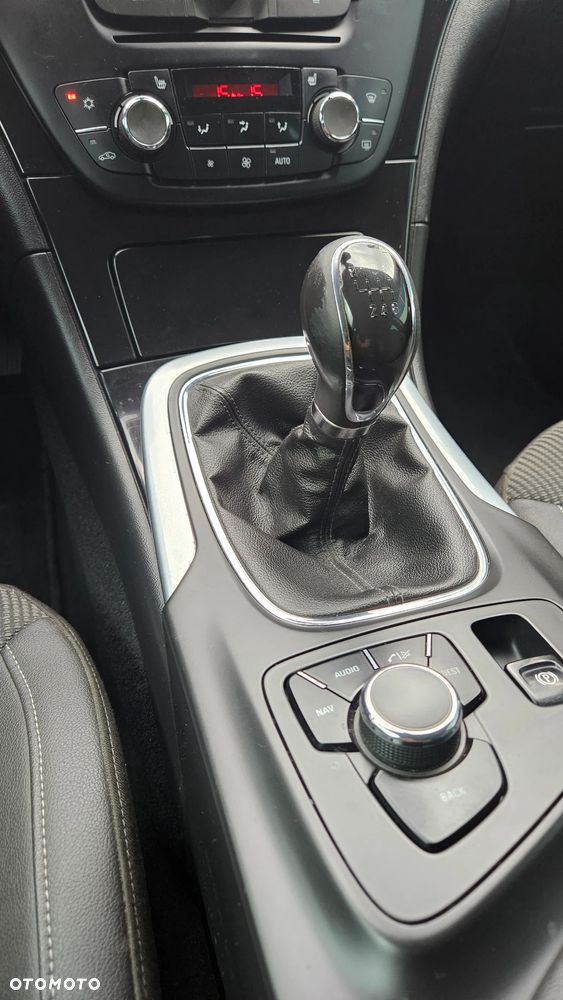 Opel Insignia 2.0 CDTI 4x4 ecoFLEX Start/Stop Innovation - 25