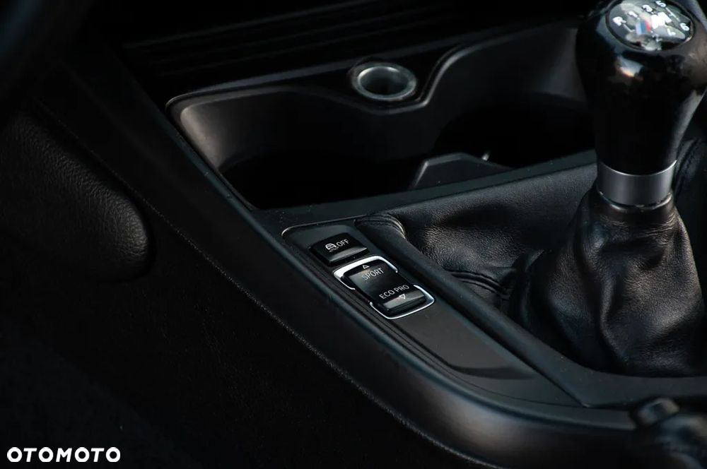 BMW Seria 1 - 22