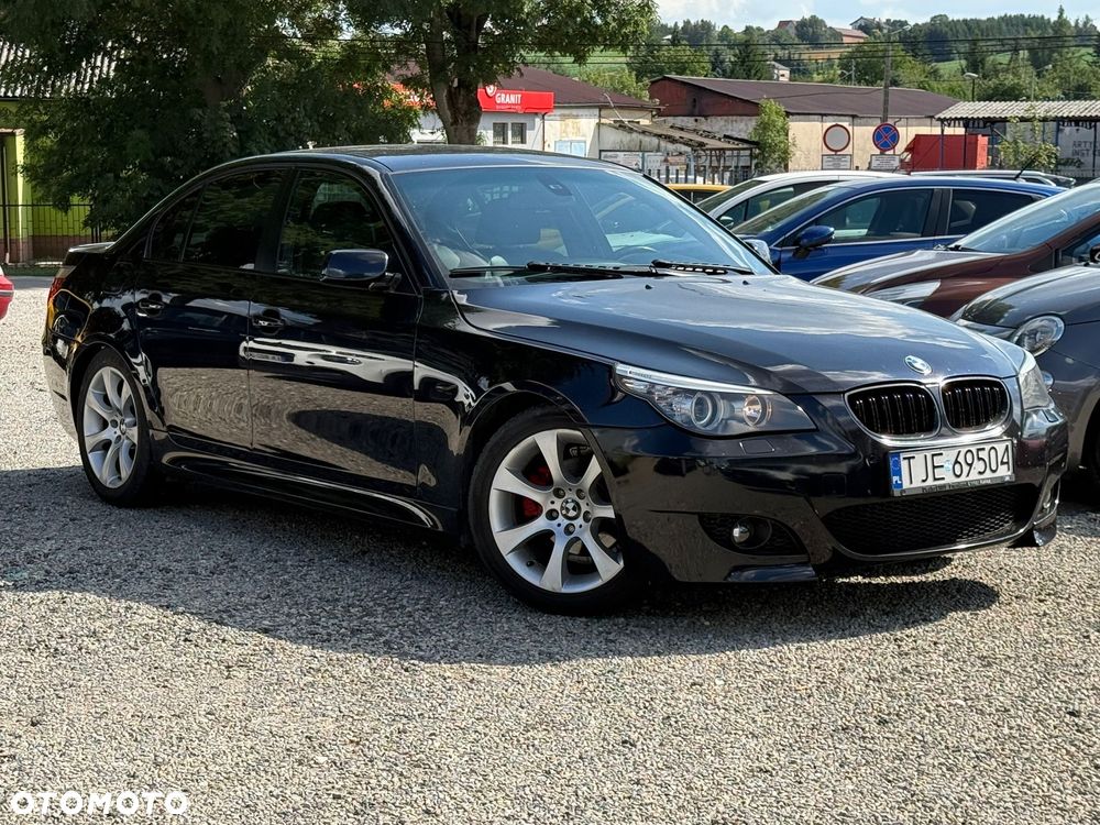 BMW Seria 5 523i - 1