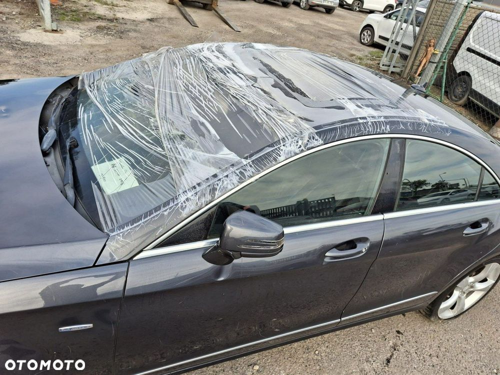 Mercedes-Benz CLS - 21
