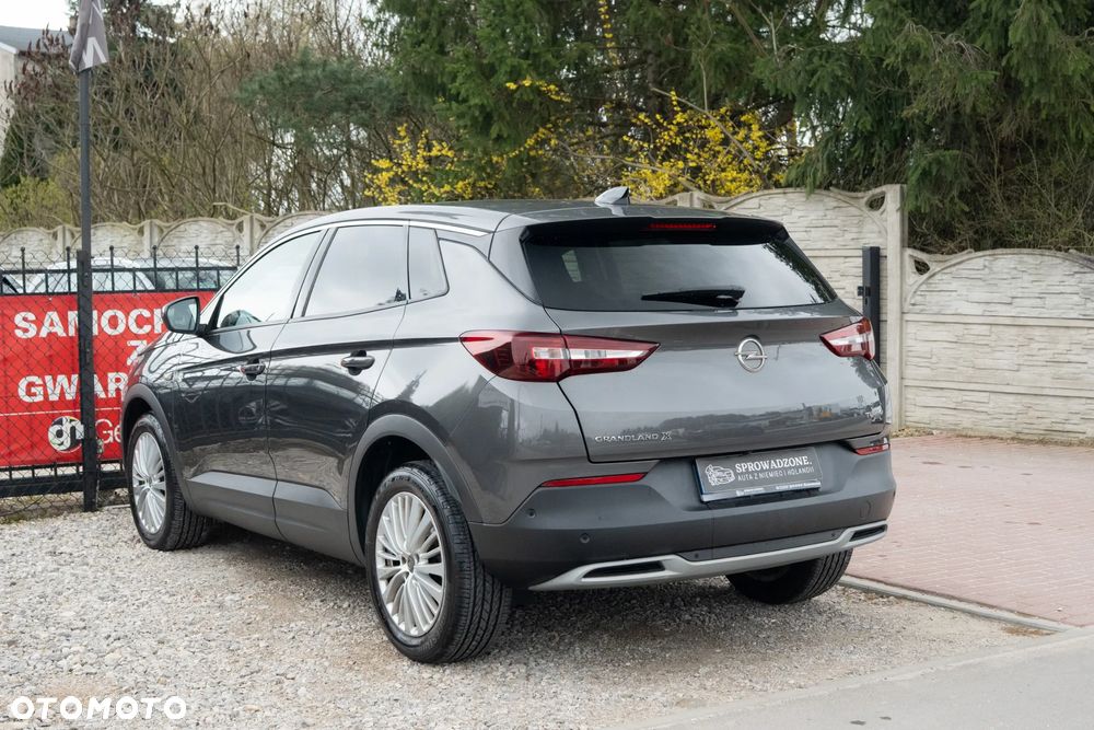 Opel Grandland X 1.2 Start/Stop Business INNOVATION - 32