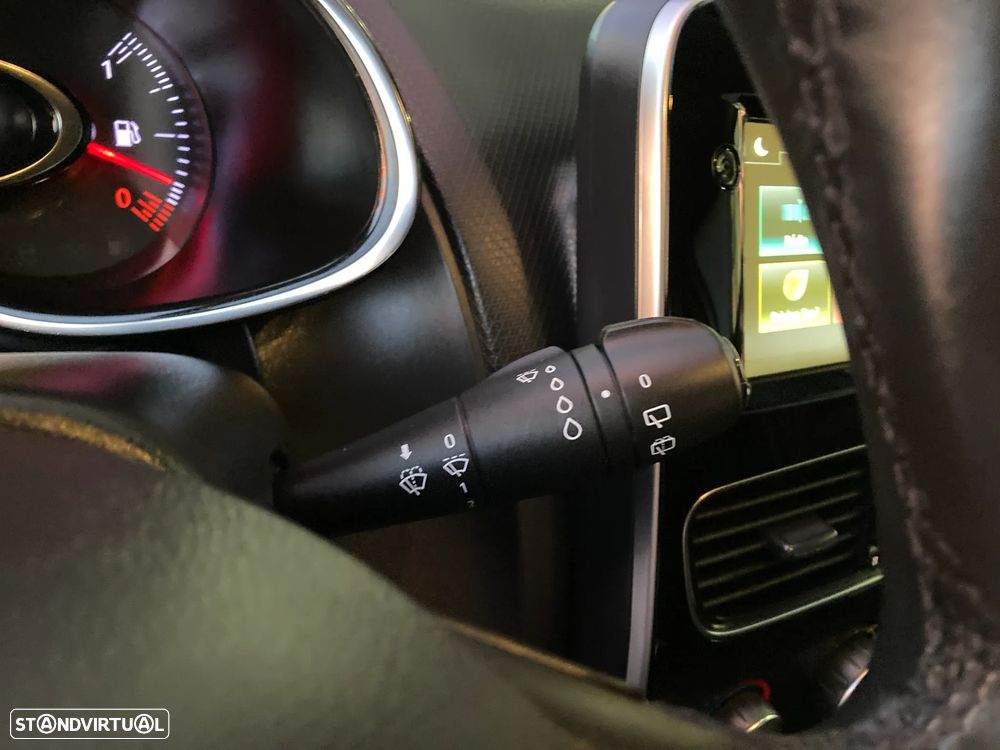 Renault Clio Sport Tourer 0.9 TCE Dynamique S - 13