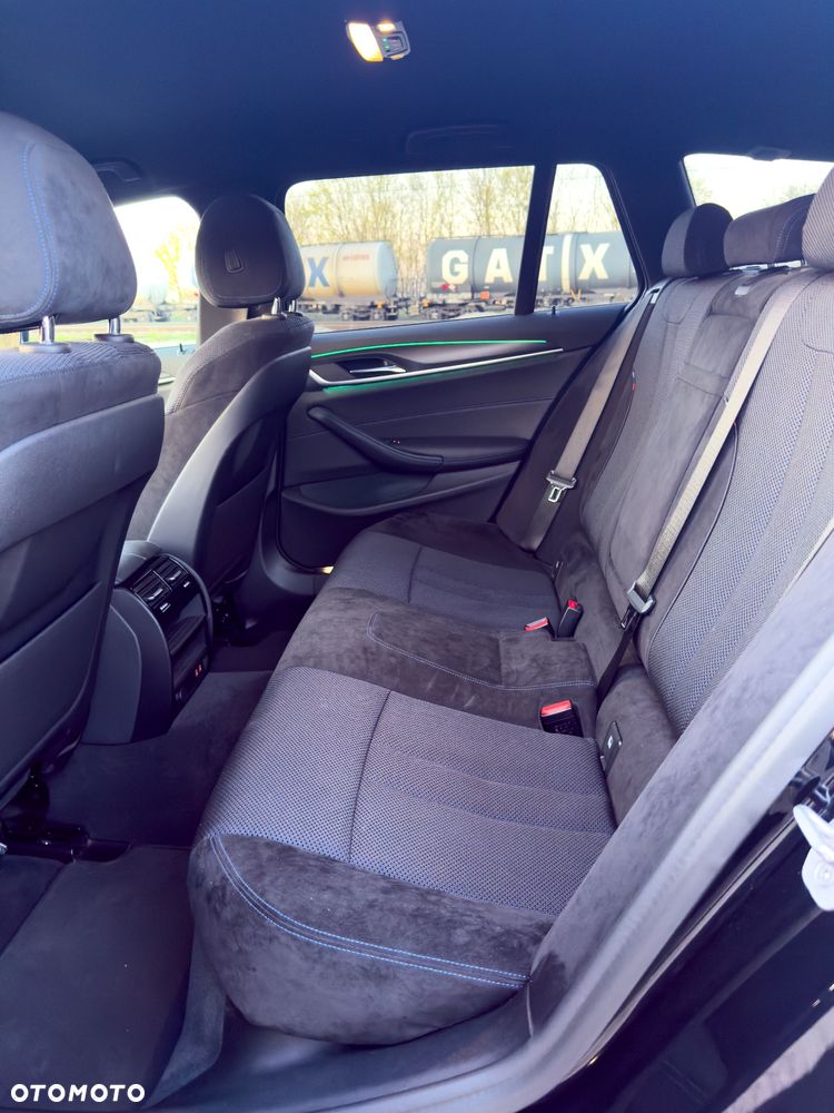 BMW Seria 5 530d xDrive mHEV M Sport sport - 6