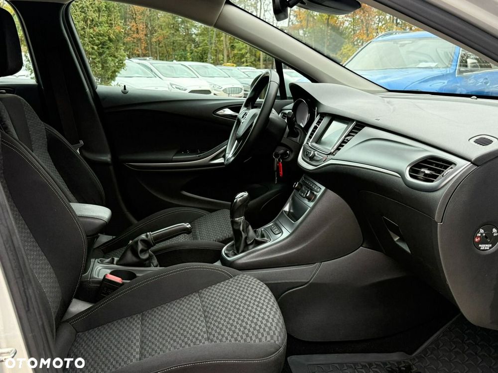 Opel Astra 1.6 CDTI Enjoy - 16