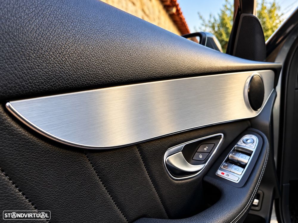 Mercedes-Benz GLC 250 d AMG Line 4-Matic - 24