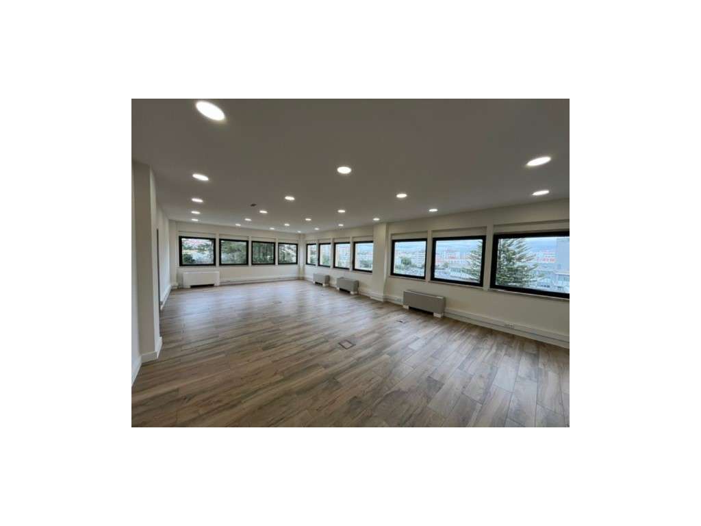 Escritório para arrendamento - Oeiras / Queluz de Baixo - 200 m2 - Grande imagem: 5/23