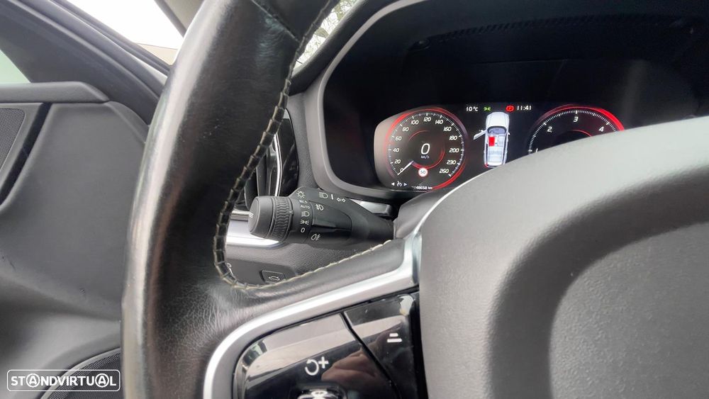 Volvo V60 D3 Momentum Pro - 18