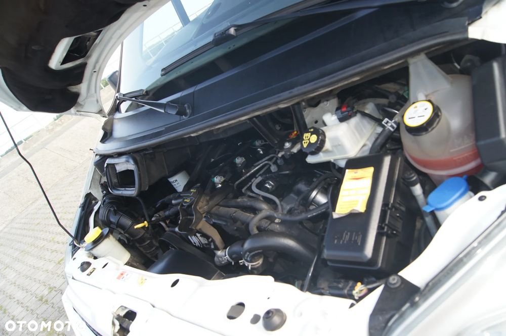 Ford Transit - 17