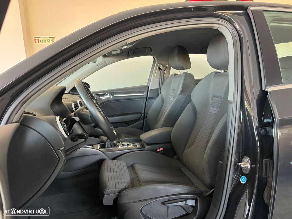 Audi A3 Limousine 1.6 TDI (clean diesel) S line Sport Pack - 10