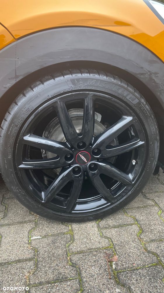 MINI ONE Standard - 8