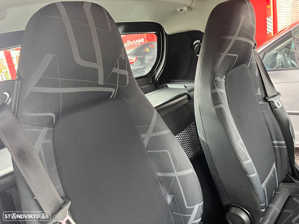 Smart ForTwo Coupé 0.8 cdi Passion 45 - 12