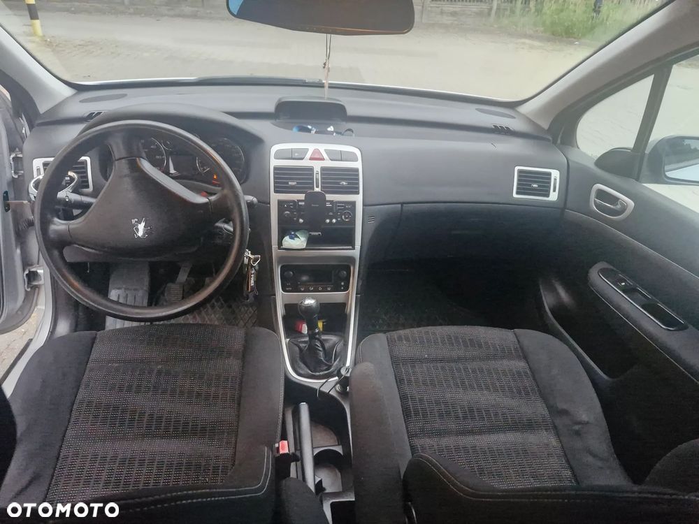 Peugeot 307 - 8