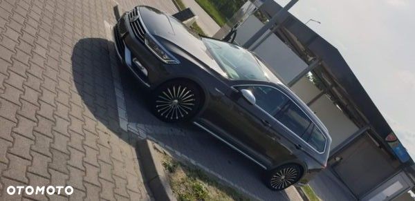 Volkswagen Passat Alltrack 2.0 TDI SCR 4Mot DSG - 3