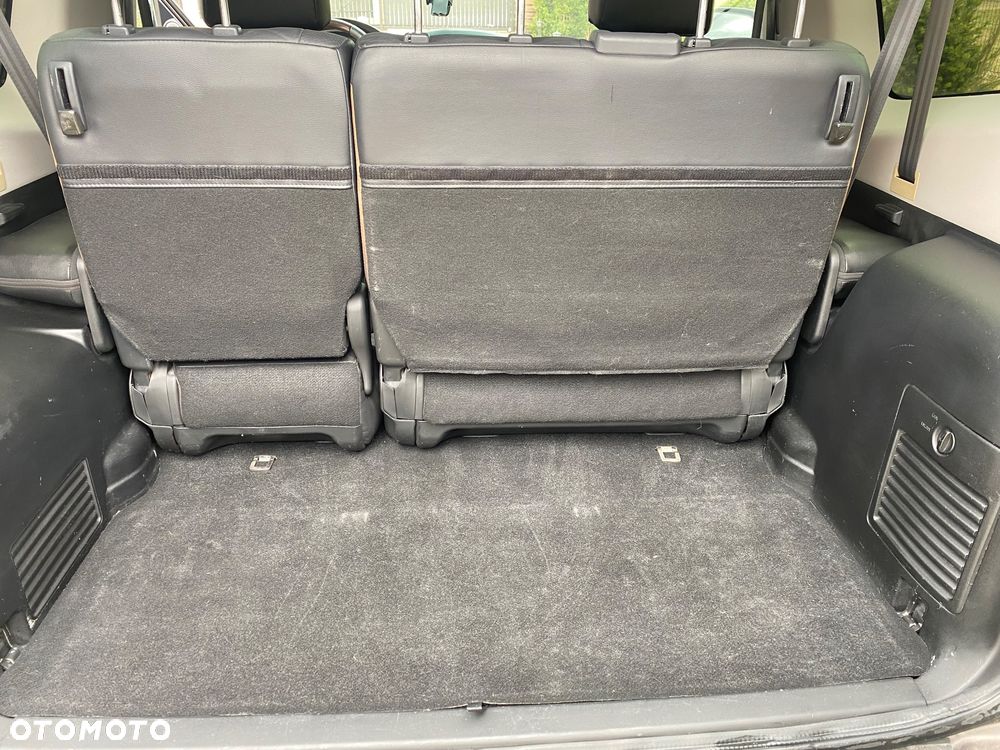 Mitsubishi Pajero - 11