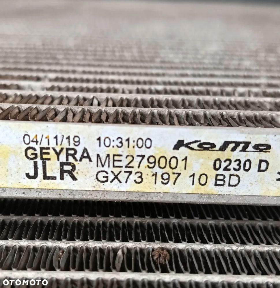 Komplet chłodnic pas przedni belka zderzaka Range Rover Velar L560 3.0d 2020 - 16