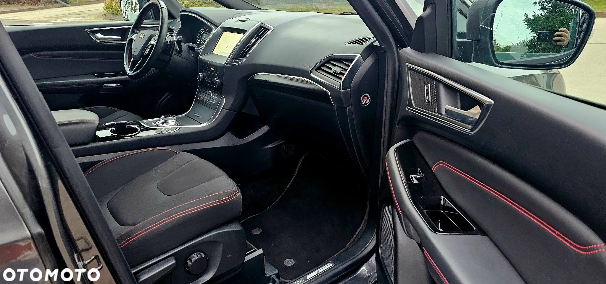 Ford S-Max - 19