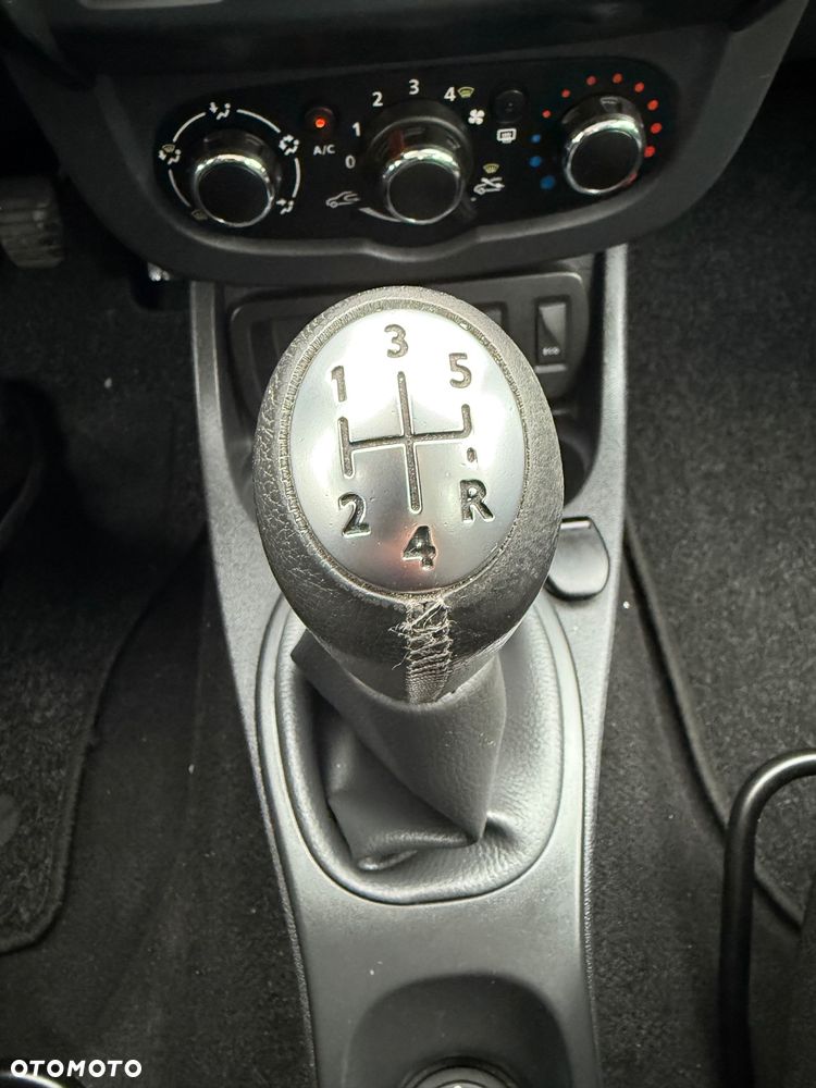 Dacia Duster SCe 115 4x2 Ambiance - 26