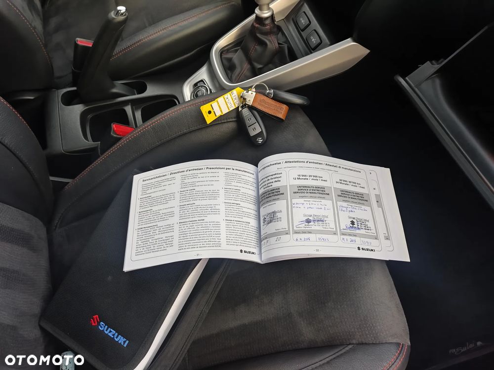 Suzuki Vitara 1.4 Boosterjet Premium 4WD - 26