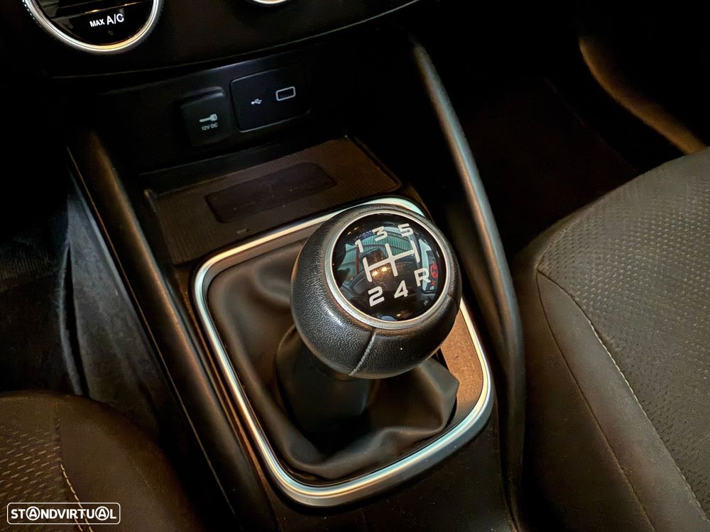 Fiat Tipo Station Wagon 1.0 GSE T3 City Sport - 17