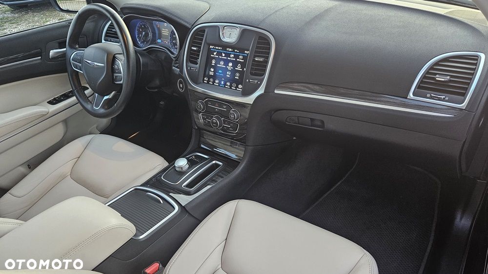 Chrysler 300 - 9