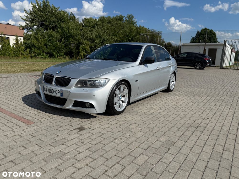 BMW Seria 3 320d Efficient Dynamic Edition Sport Line - 2