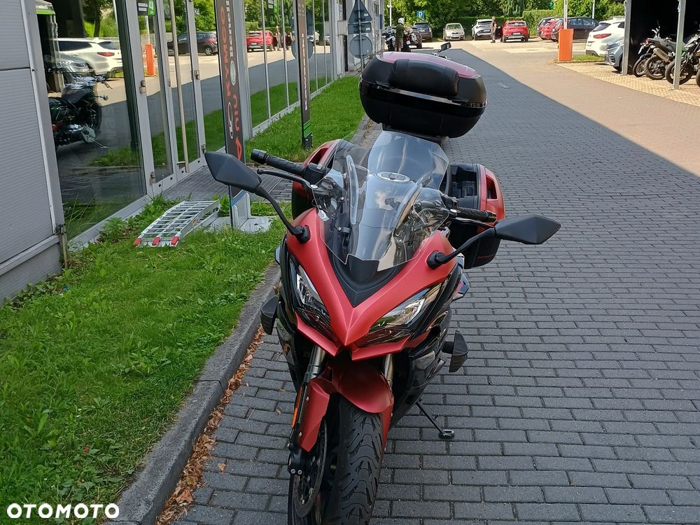 Kawasaki Ninja 1000 SX - 11