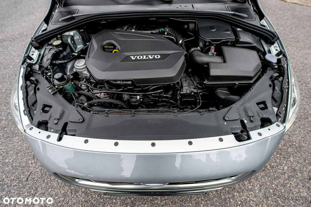 Volvo V60 T3 Geartronic Powershift RDesign - 36