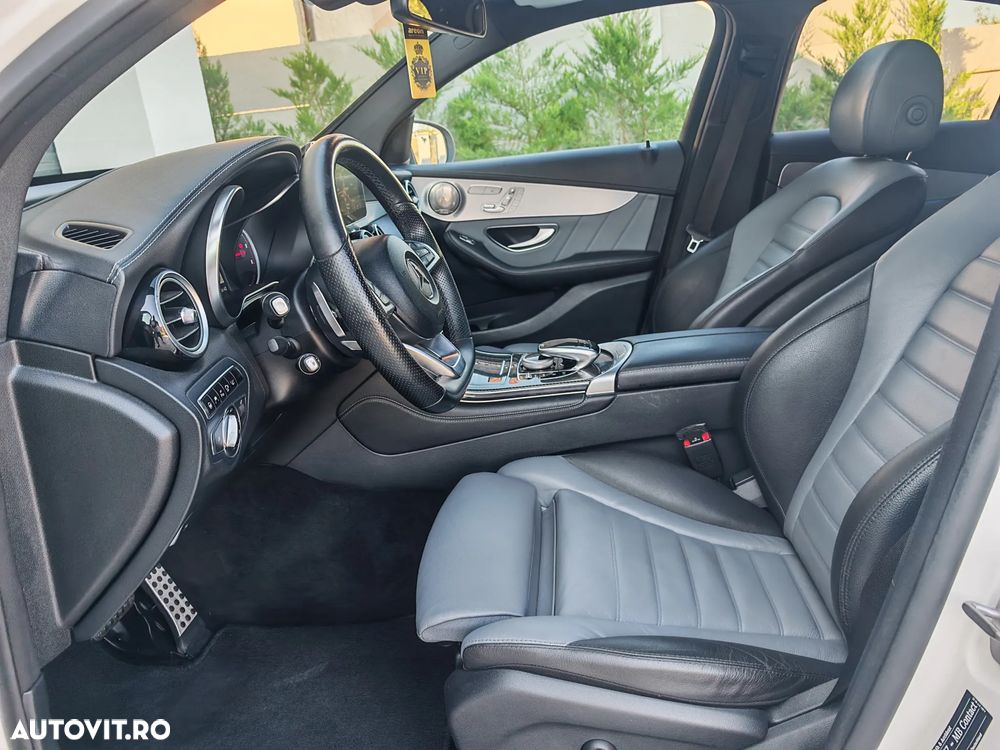 Mercedes-Benz GLC Coupe 220 d 4Matic 9G-TRONIC AMG Line - 4
