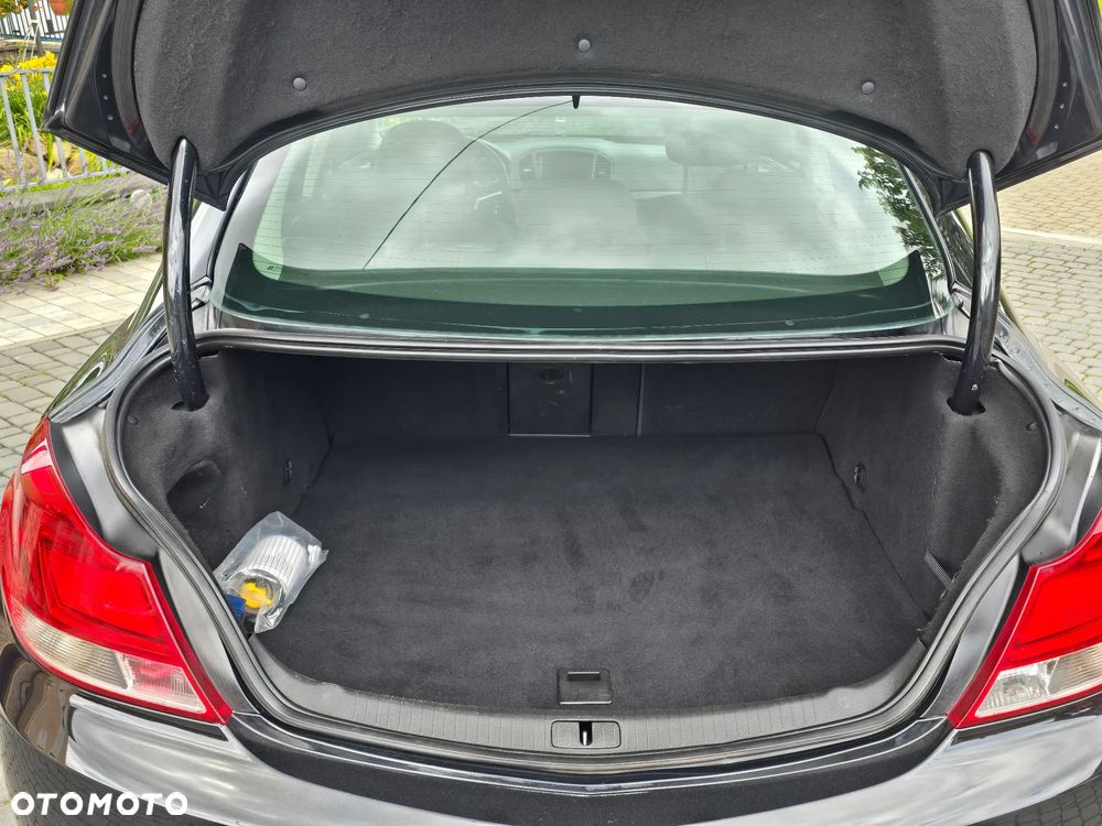 Opel Insignia 1.4 T Cosmo S&S - 19
