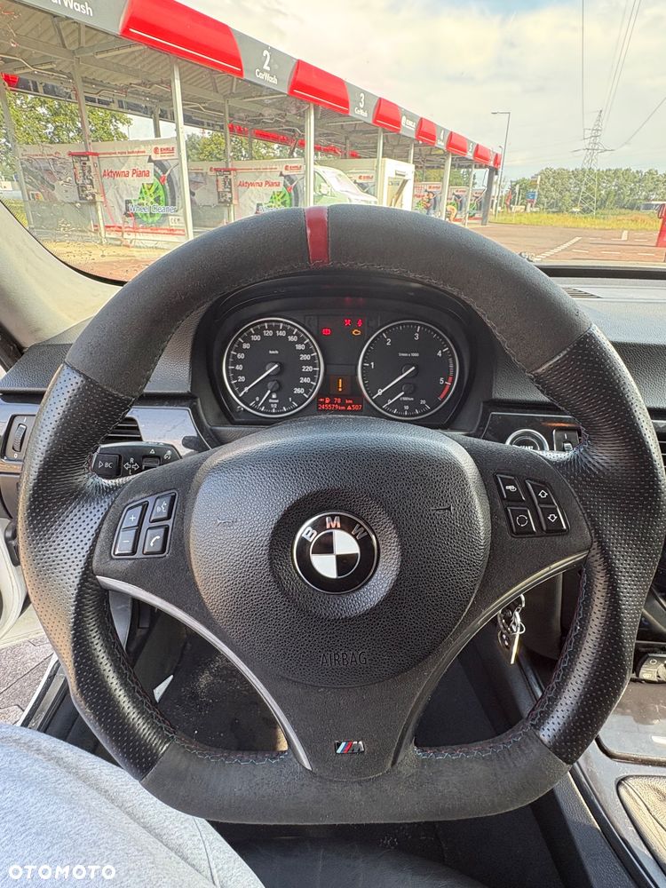 BMW Seria 3 330d - 14