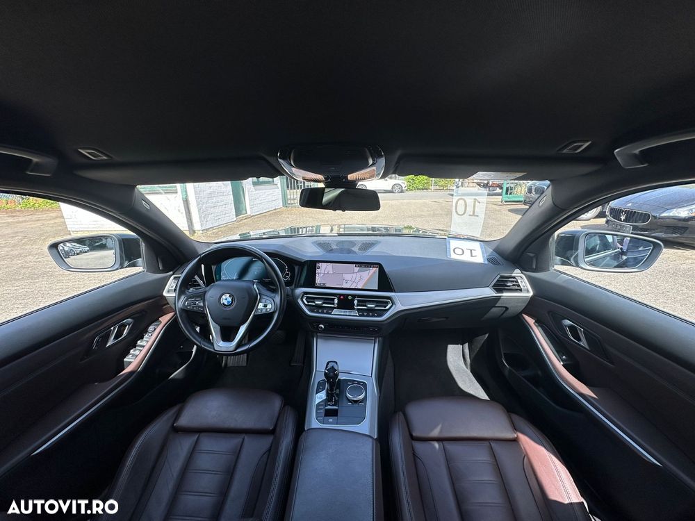 BMW Seria 3 330e Aut. Sport Line - 9