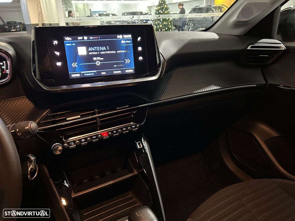 Peugeot 208 1.2 PureTech Active Pack - 23