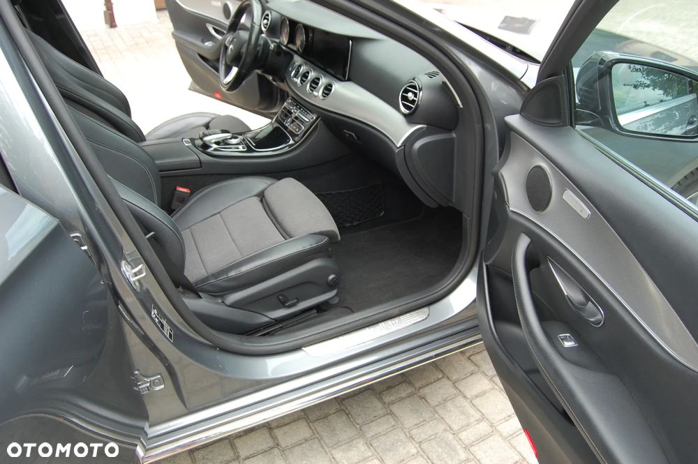 Mercedes-Benz Klasa E 220 d 9G-TRONIC Avantgarde - 18