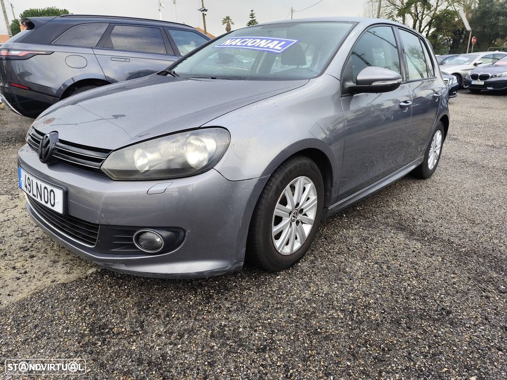 VW Golf 1.6 TDi Trendline BlueMotion - 4